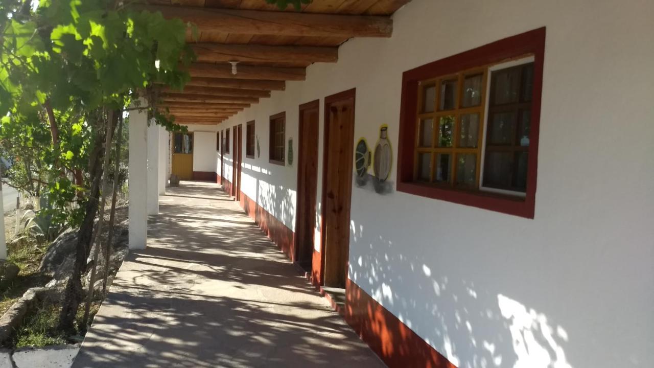 Hotel Entronque Barrancas San Alonso Esterno foto